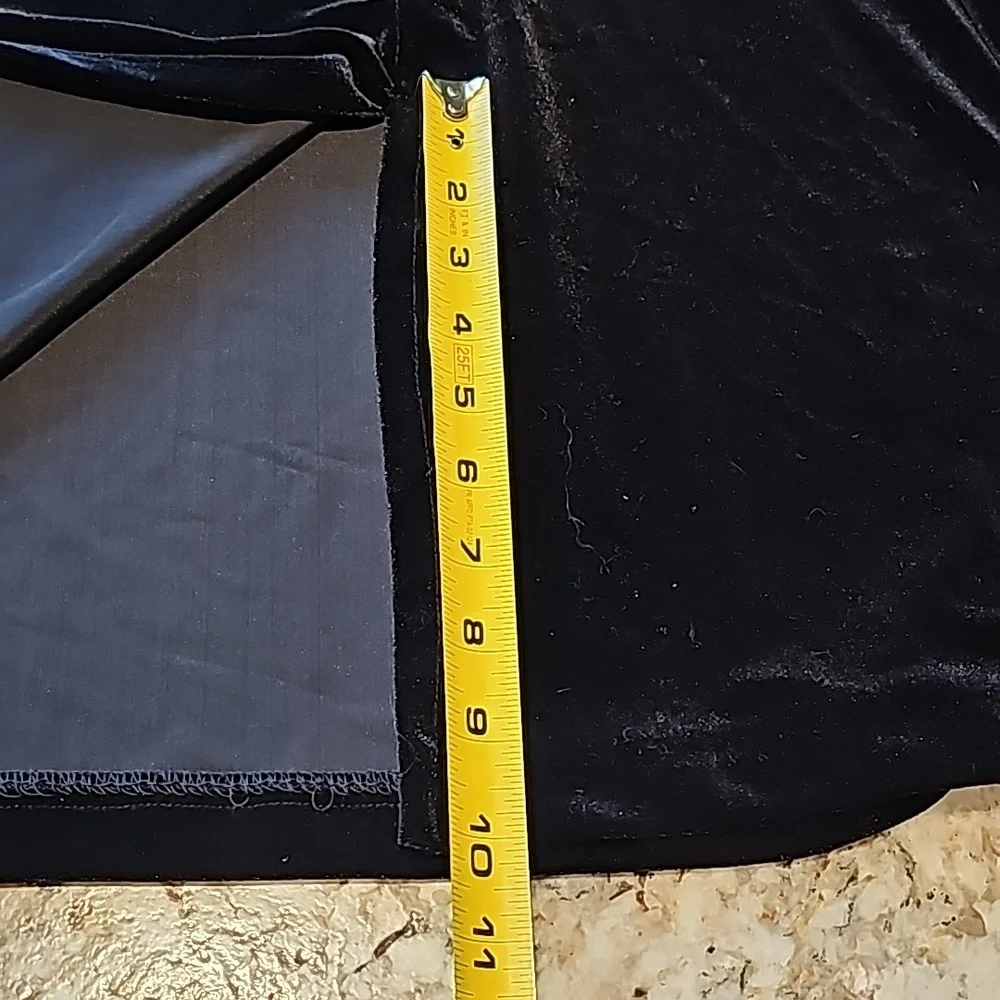 Brand new Clio Blacket Velvet Skirt - Picture 9 of 10